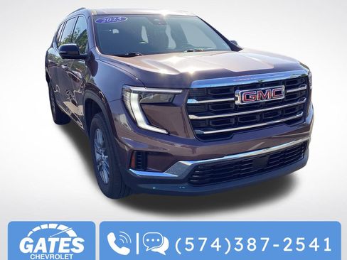 Used 2025 GMC Acadia Elevation image 1
