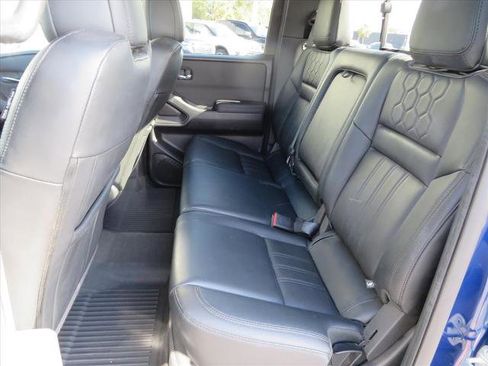 Used 2022 Nissan Frontier PRO-4X w/ Pro-4X Premium Package image 34