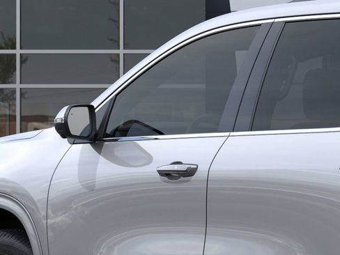 New 2026 GMC Acadia Denali w/ LPO, Floor Liner Package image 36