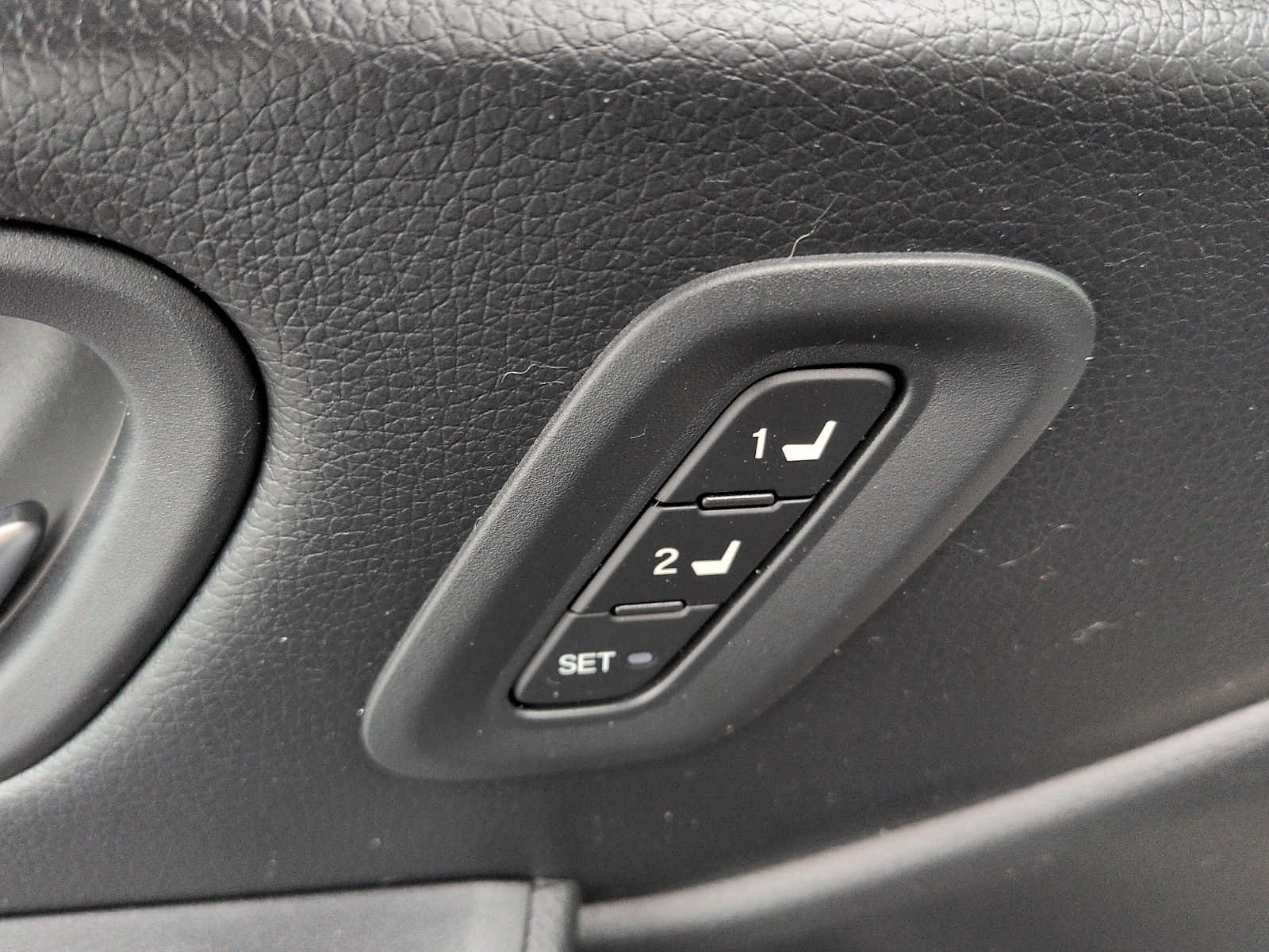 Used 2024 Honda Pilot Elite image 15