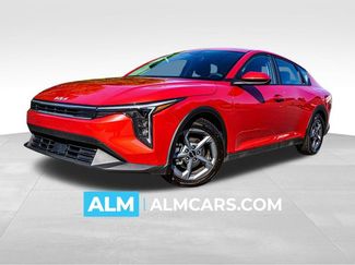 Used 2025 Kia K4 FWD video 1