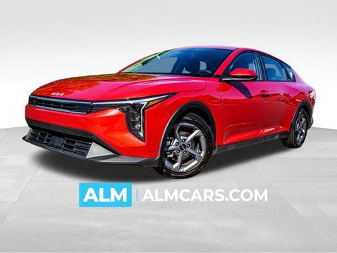 Used 2025 Kia K4 FWD image 1