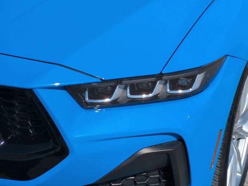 Used 2024 Ford Mustang GT Premium image 12