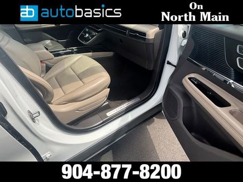 Used 2021 Lincoln Corsair FWD w/ Equipment Group 101A image 12