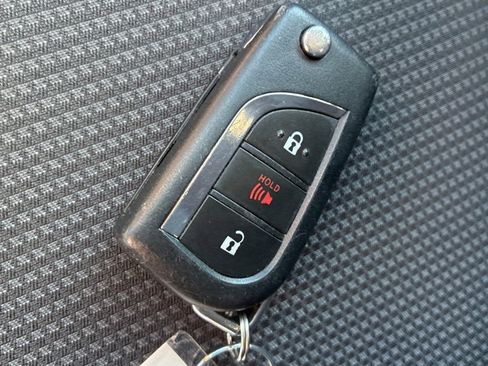 Used 2019 Toyota RAV4 LE image 25