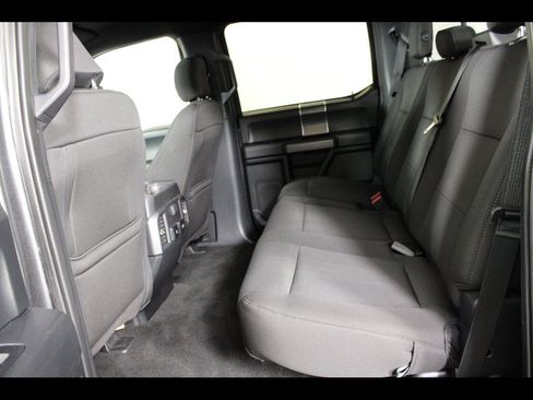 Used 2019 Ford F150 XLT w/ Equipment Group 302A Luxury AWD/4WD image 13