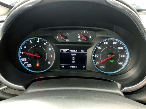 Used 2021 Chevrolet Malibu LT FWD image 14