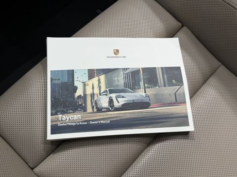 Used 2021 Porsche Taycan 4S AWD/4WD image 57
