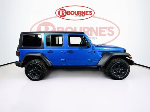 Used 2023 Jeep Wrangler Unlimited w/ Cold Weather Group AWD/4WD image 10