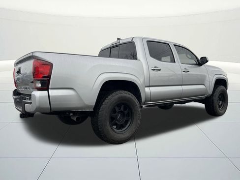 Used 2022 Toyota Tacoma SR5 image 4