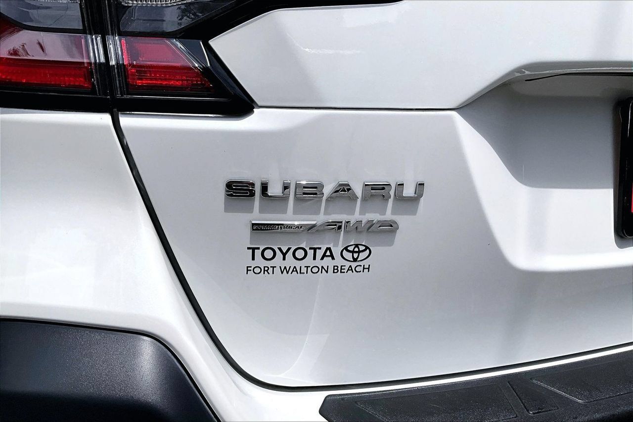 Used 2025 Subaru Outback AWD/4WD image 27