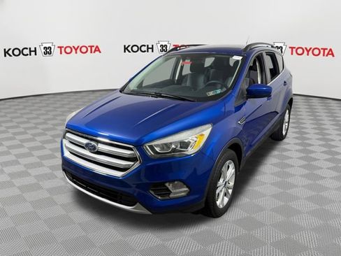Used 2017 Ford Escape SE w/ Equipment Group 201A AWD/4WD image 3