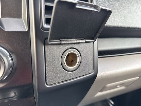 Certified 2018 Ford F150 XL w/ Equipment Group 101A Mid image 30