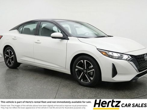 Used 2025 Nissan Sentra SV image 1