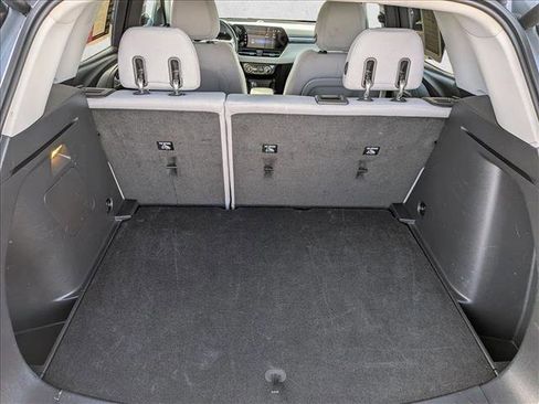 Used 2024 Chevrolet TrailBlazer LT w/ Convenience Package image 19