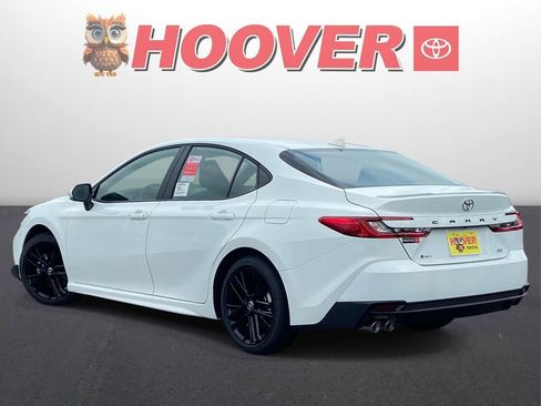New 2026 Toyota Camry SE FWD image 5
