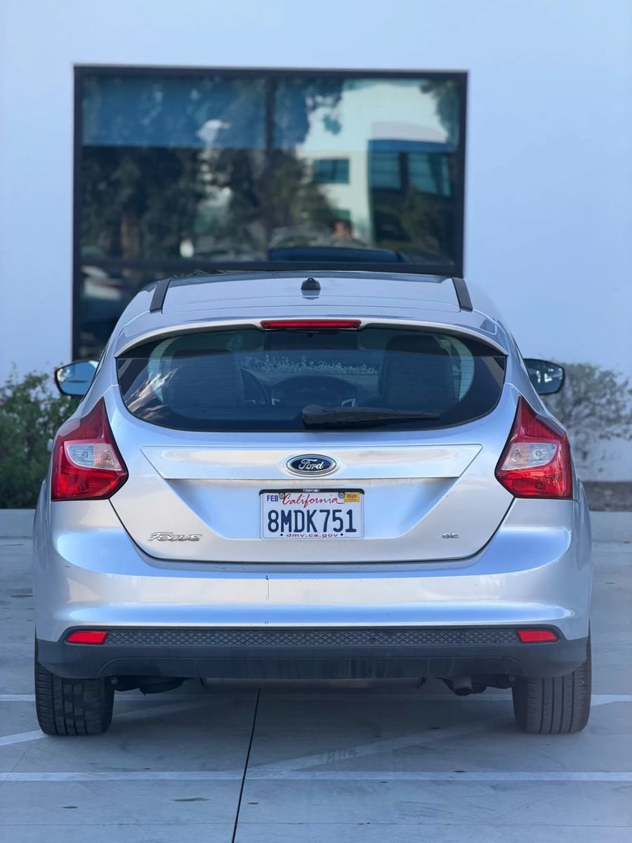 Used 2014 Ford Focus SE w/ Equipment Group 201A FWD image 8
