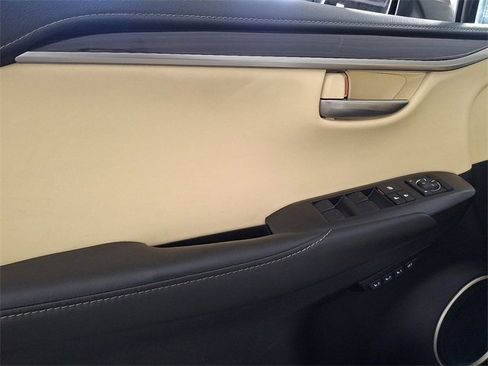 Used 2017 Lexus NX 200t 200t image 15