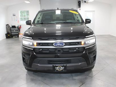 Used 2024 Ford Expedition XLT