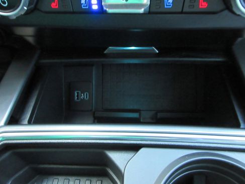 Used 2022 Ford F350 Limited AWD/4WD image 49