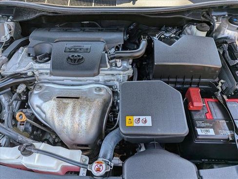 Used 2017 Toyota Camry SE FWD image 22