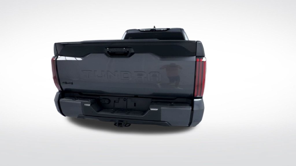 Used 2023 Toyota Tundra Platinum AWD/4WD image 7