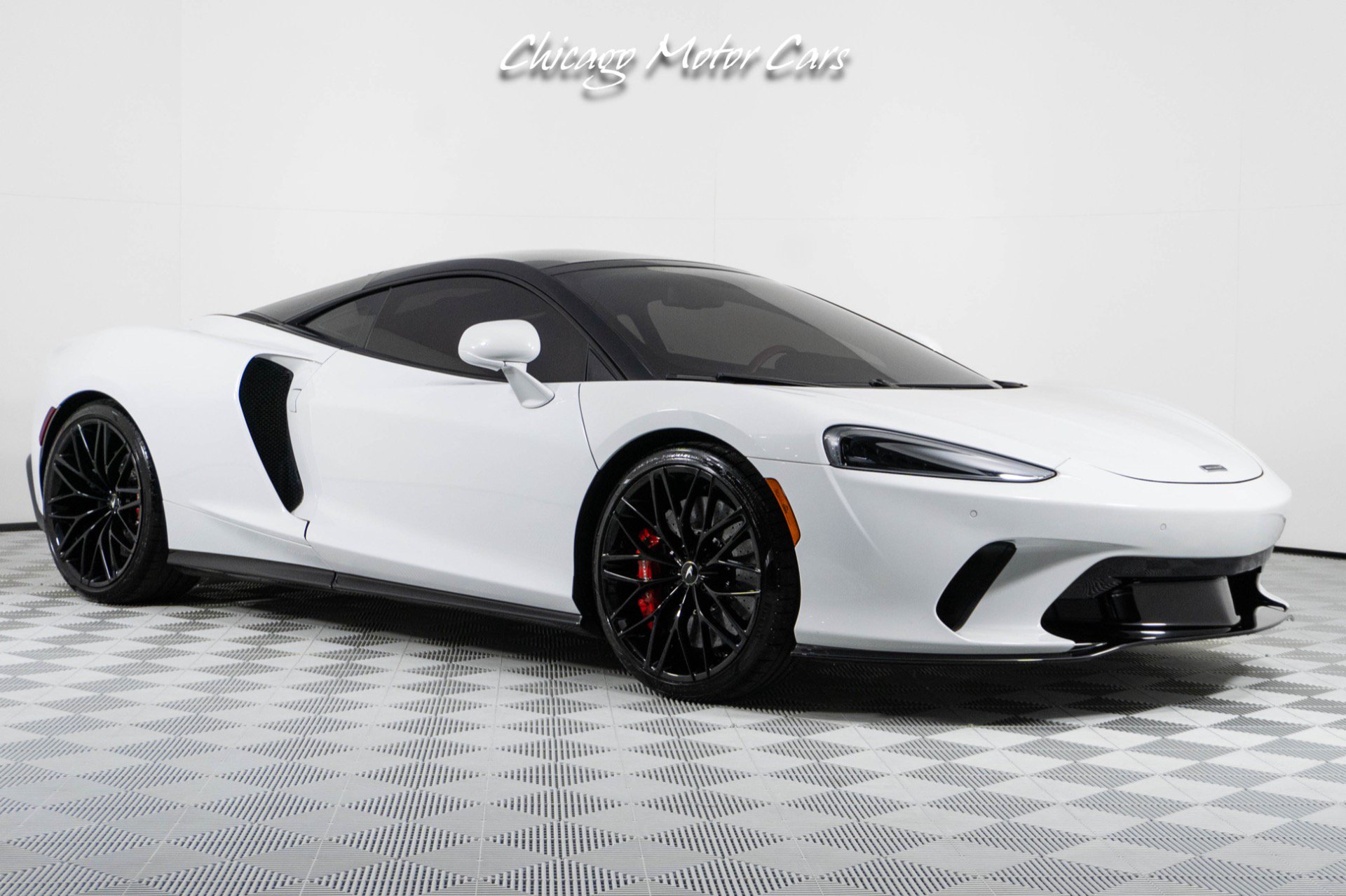 Used 2023 McLaren GT RWD image 8