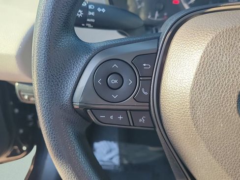 Used 2022 Toyota Corolla LE FWD image 20