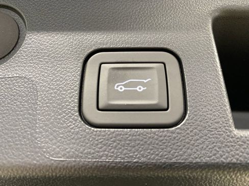 New 2026 Chevrolet Equinox LT w/ Convenience Package II image 23