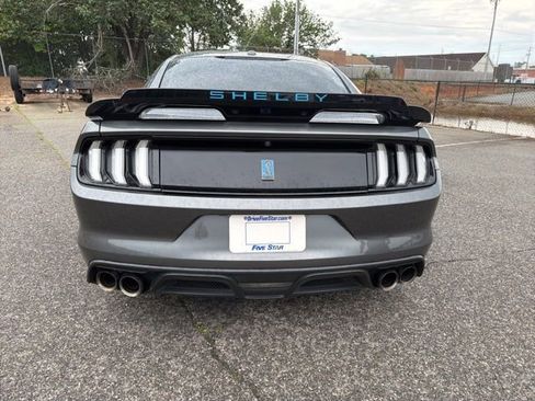 Used 2016 Ford Mustang Shelby GT350 w/ Technology Package RWD image 4