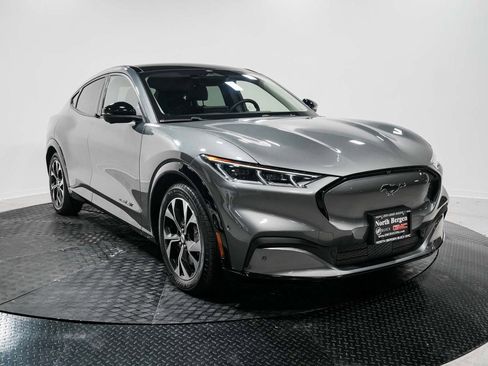 Used 2021 Ford Mustang Mach-E Premium image 3