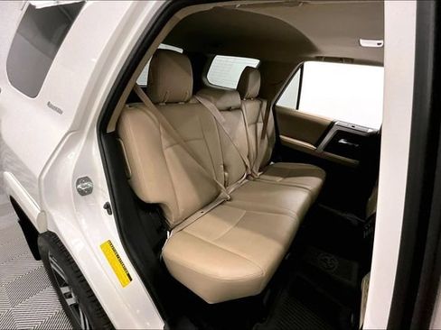 Used 2022 Toyota 4Runner Limited AWD/4WD image 25