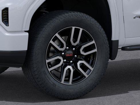 New 2026 GMC Sierra 1500 AT4 w/ AT4 Premium Package AWD/4WD image 9