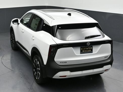 New 2026 Nissan Kicks SV w/ SV Premium Package image 23