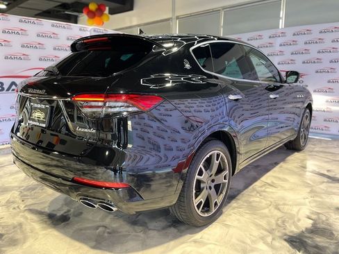 Used 2021 Maserati Levante image 5
