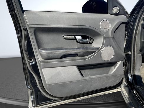 Used 2014 Land Rover Range Rover Evoque Dynamic image 23