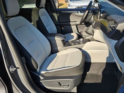 New 2026 Ford Escape Active w/ Active Premium Tech Pack image 16