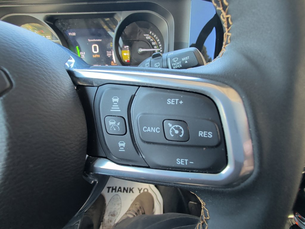 Used 2024 Jeep Wrangler Unlimited Sahara w/ Technology Group AWD/4WD image 19