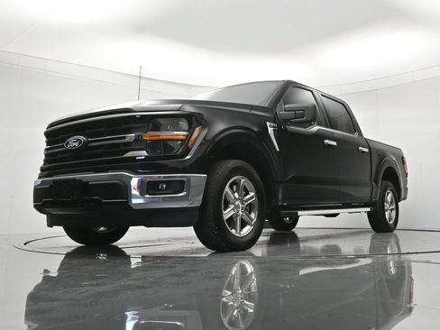 Used 2025 Ford F150 XLT w/ Equipment Group 301A Standard RWD image 36