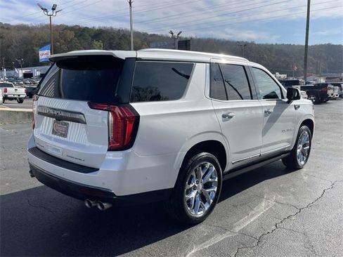 Certified 2023 GMC Yukon Denali Ultimate image 4