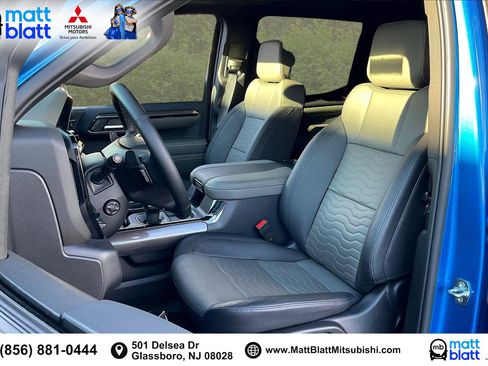 Used 2024 Chevrolet Silverado 1500 ZR2 image 27