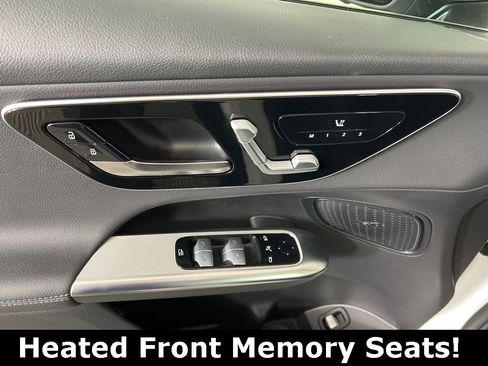 Certified 2025 Mercedes-Benz GLC 300 4MATIC image 4