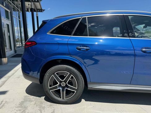 New 2025 Mercedes-Benz GLC 300 300 4MATIC image 8