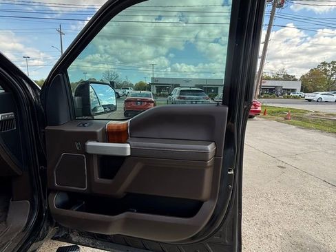 Used 2015 Ford F150 King Ranch w/ Equipment Group 601A Luxury image 17