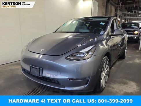 Used 2023 Tesla Model Y Long Range AWD/4WD image 1