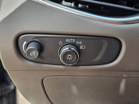 Used 2024 Chevrolet Malibu LT image 18