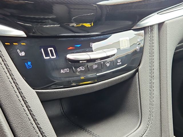 Used 2025 Cadillac XT6 Sport w/ Platinum Package AWD/4WD image 28