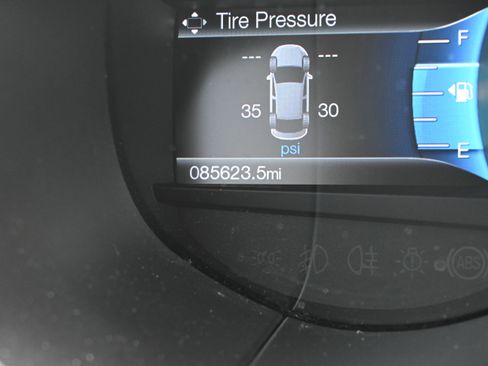 Used 2017 Ford Edge Titanium w/ Equipment Group 301A image 15