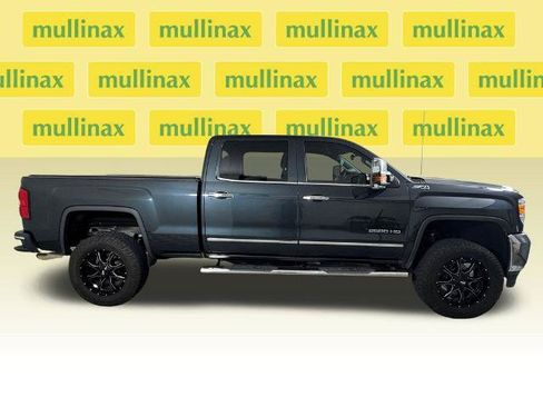 Used 2019 GMC Sierra 2500 SLT w/ Driver Alert Package AWD/4WD image 2