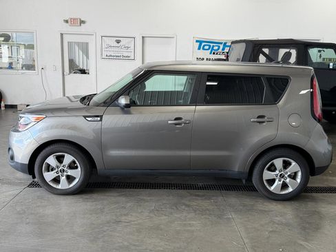 Used 2017 Kia Soul + FWD Hatchback 2.0L 4-Cyl image 37